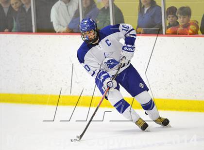 Thumbnail 1 in New Canaan vs. Darien (FCIAC Final) photogallery.