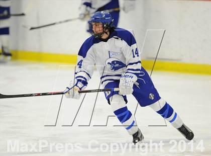 Thumbnail 1 in New Canaan vs. Darien (FCIAC Final) photogallery.