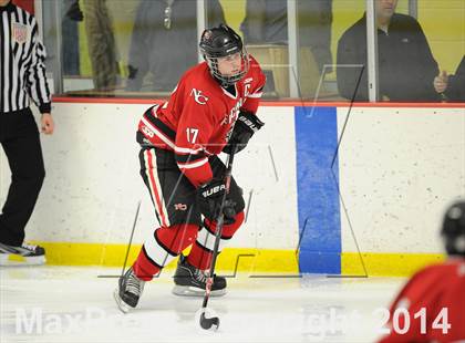 Thumbnail 3 in New Canaan vs. Darien (FCIAC Final) photogallery.