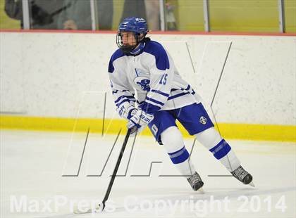Thumbnail 2 in New Canaan vs. Darien (FCIAC Final) photogallery.