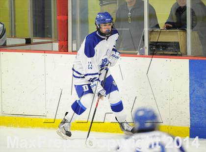 Thumbnail 1 in New Canaan vs. Darien (FCIAC Final) photogallery.