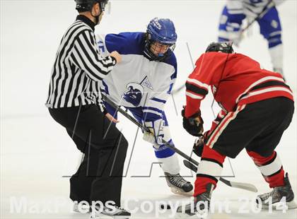 Thumbnail 1 in New Canaan vs. Darien (FCIAC Final) photogallery.