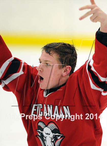 Thumbnail 2 in New Canaan vs. Darien (FCIAC Final) photogallery.