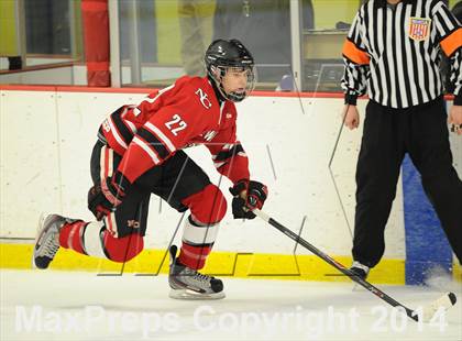 Thumbnail 3 in New Canaan vs. Darien (FCIAC Final) photogallery.