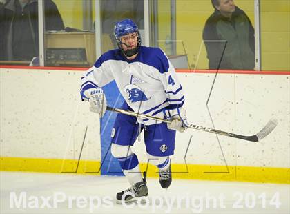Thumbnail 2 in New Canaan vs. Darien (FCIAC Final) photogallery.