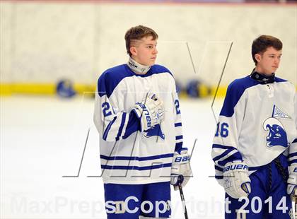 Thumbnail 3 in New Canaan vs. Darien (FCIAC Final) photogallery.