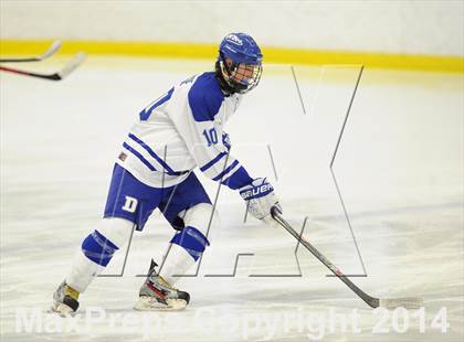 Thumbnail 2 in New Canaan vs. Darien (FCIAC Final) photogallery.