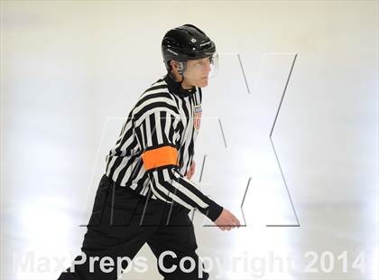 Thumbnail 1 in New Canaan vs. Darien (FCIAC Final) photogallery.