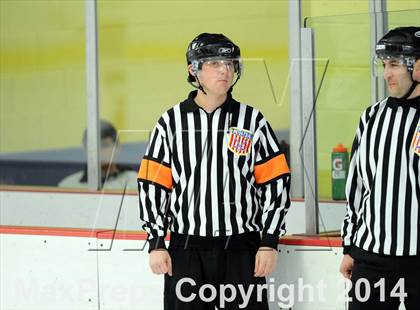 Thumbnail 3 in New Canaan vs. Darien (FCIAC Final) photogallery.