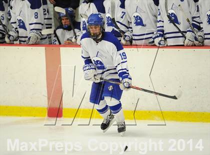 Thumbnail 2 in New Canaan vs. Darien (FCIAC Final) photogallery.
