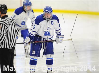 Thumbnail 3 in New Canaan vs. Darien (FCIAC Final) photogallery.
