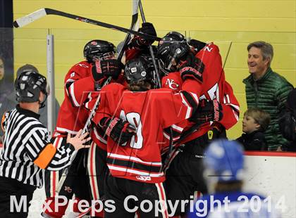 Thumbnail 2 in New Canaan vs. Darien (FCIAC Final) photogallery.