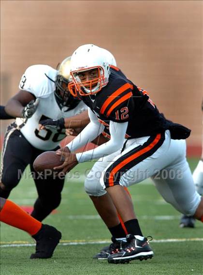 Thumbnail 2 in McKinley vs. East photogallery.