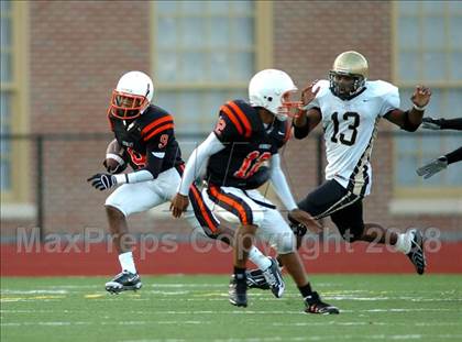 Thumbnail 3 in McKinley vs. East photogallery.