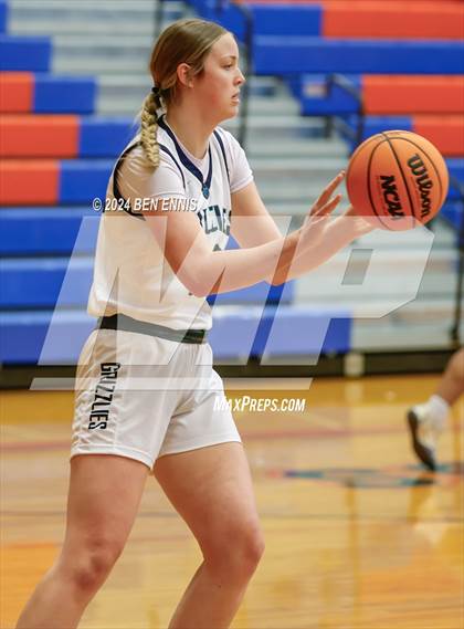 Thumbnail 2 in White County vs. Creekview (Peach State Explosion) photogallery.