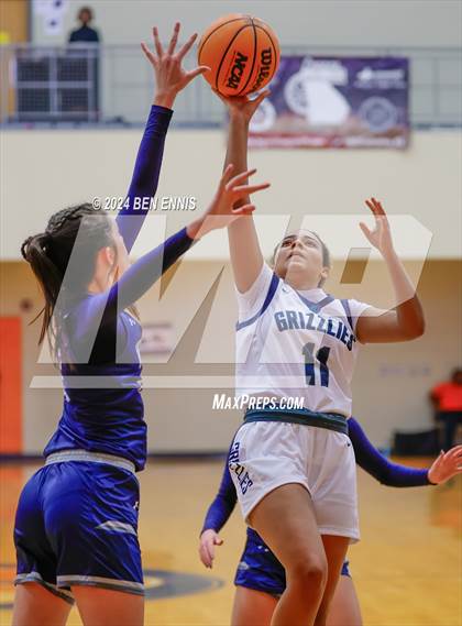 Thumbnail 3 in White County vs. Creekview (Peach State Explosion) photogallery.