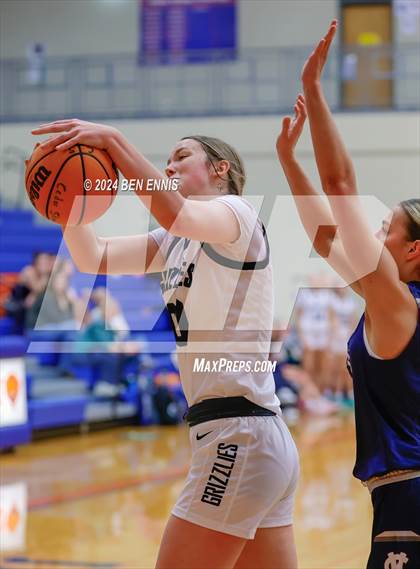 Thumbnail 2 in White County vs. Creekview (Peach State Explosion) photogallery.