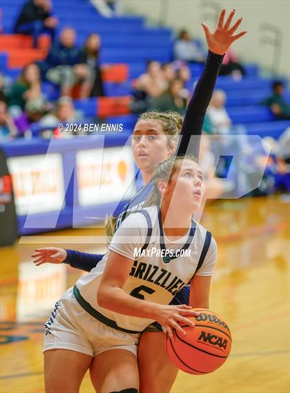 Thumbnail 2 in White County vs. Creekview (Peach State Explosion) photogallery.