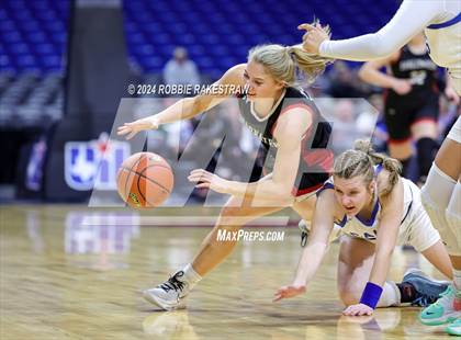 Thumbnail 2 in Rains vs. Shallowater (UIL 3A Basketball Semifinal) photogallery.