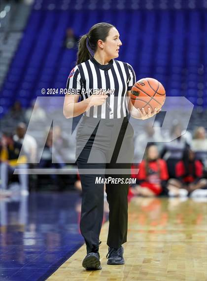 Thumbnail 2 in Rains vs. Shallowater (UIL 3A Basketball Semifinal) photogallery.