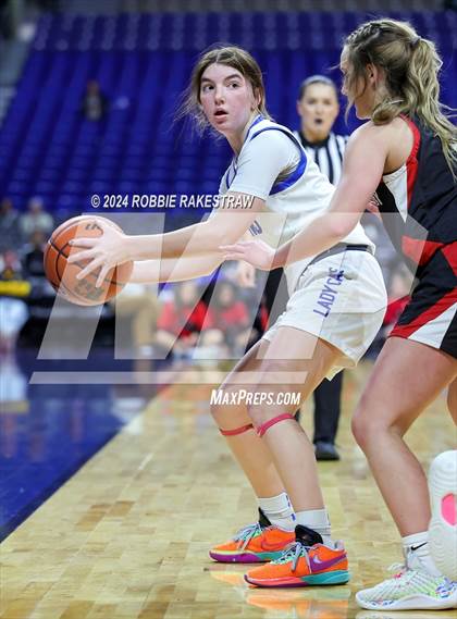 Thumbnail 2 in Rains vs. Shallowater (UIL 3A Basketball Semifinal) photogallery.