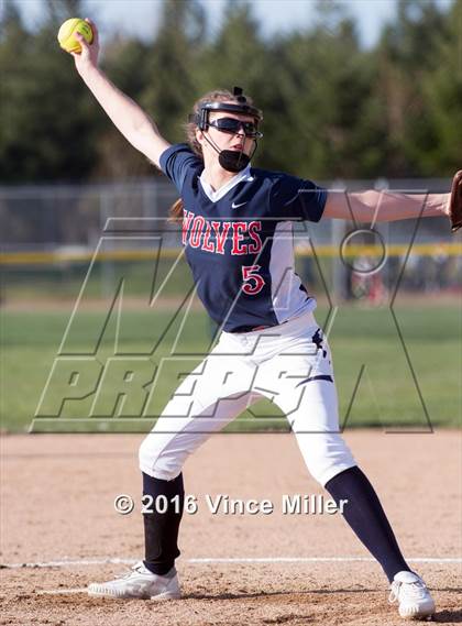 Thumbnail 2 in Black Hills @ Bonney Lake photogallery.