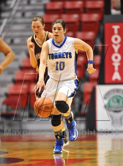 Thumbnail 2 in Bishop's vs. La Jolla Country Day (CIF SDS D4 Final) photogallery.