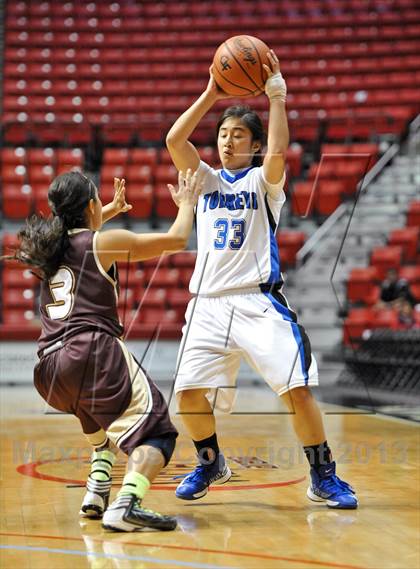 Thumbnail 3 in Bishop's vs. La Jolla Country Day (CIF SDS D4 Final) photogallery.