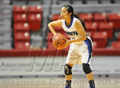 Thumbnail 3 in Bishop's vs. La Jolla Country Day (CIF SDS D4 Final) photogallery.