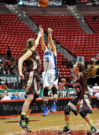 Thumbnail 3 in Bishop's vs. La Jolla Country Day (CIF SDS D4 Final) photogallery.