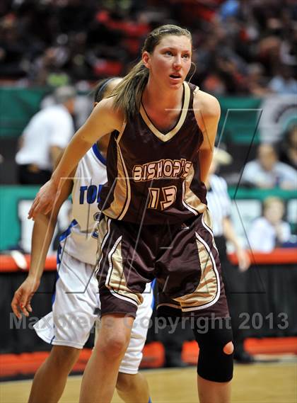 Thumbnail 3 in Bishop's vs. La Jolla Country Day (CIF SDS D4 Final) photogallery.