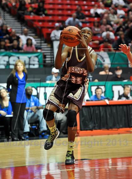 Thumbnail 2 in Bishop's vs. La Jolla Country Day (CIF SDS D4 Final) photogallery.