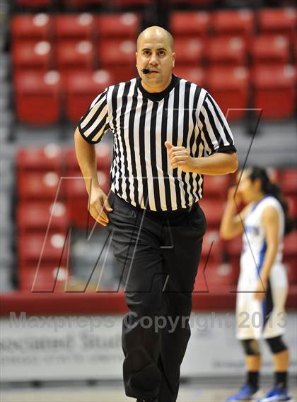 Thumbnail 3 in Bishop's vs. La Jolla Country Day (CIF SDS D4 Final) photogallery.