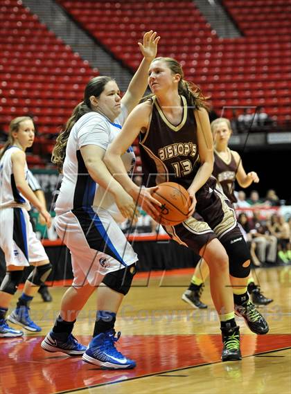 Thumbnail 2 in Bishop's vs. La Jolla Country Day (CIF SDS D4 Final) photogallery.