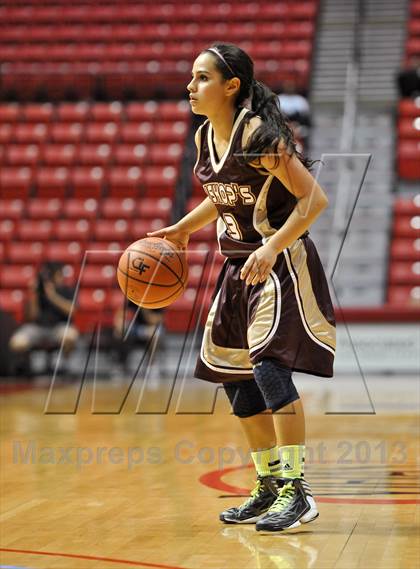 Thumbnail 2 in Bishop's vs. La Jolla Country Day (CIF SDS D4 Final) photogallery.