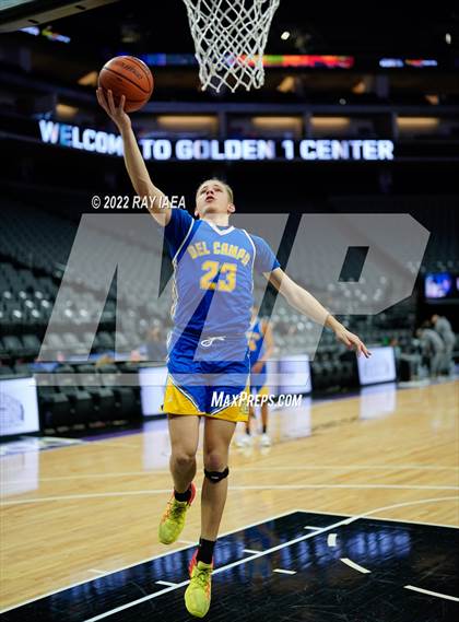 Thumbnail 1 in El Camino vs. Del Campo photogallery.