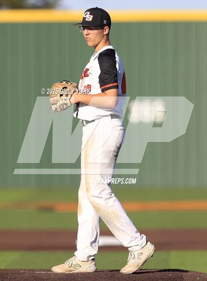 Thumbnail 3 in Grand Saline vs Eustace photogallery.