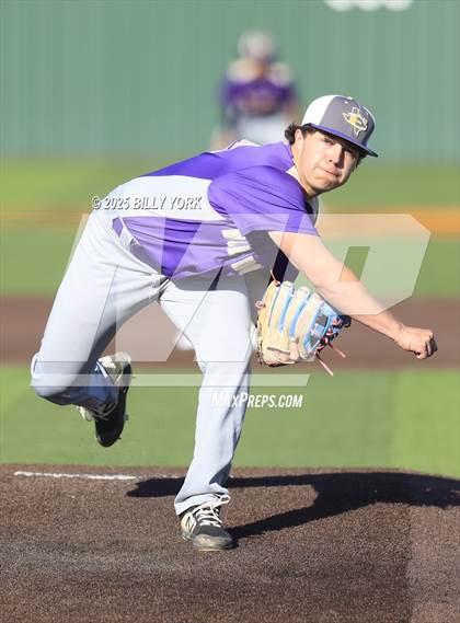 Thumbnail 1 in Grand Saline vs Eustace photogallery.