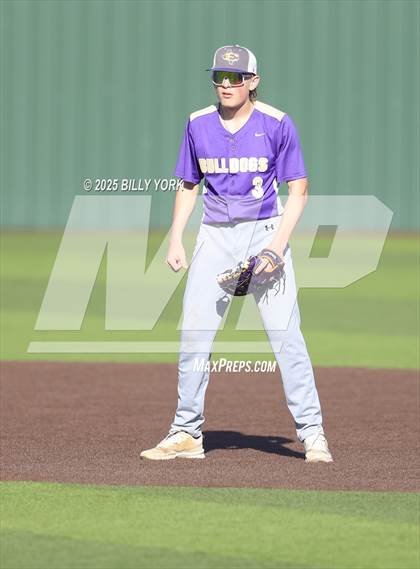 Thumbnail 2 in Grand Saline vs Eustace photogallery.