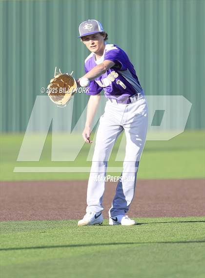 Thumbnail 3 in Grand Saline vs Eustace photogallery.