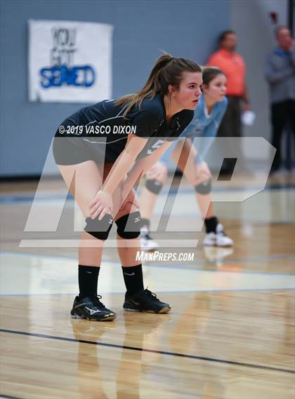 Thumbnail 1 in Estrella Foothills vs Gila Ridge photogallery.