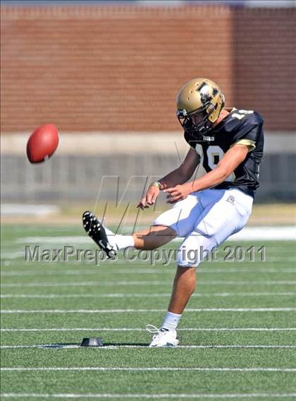 Thumbnail 3 in Abilene vs Longview (Birdville) photogallery.