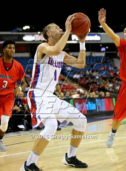 Thumbnail 1 in Folsom vs Modesto Christian (CIF SJS D1 Final) photogallery.