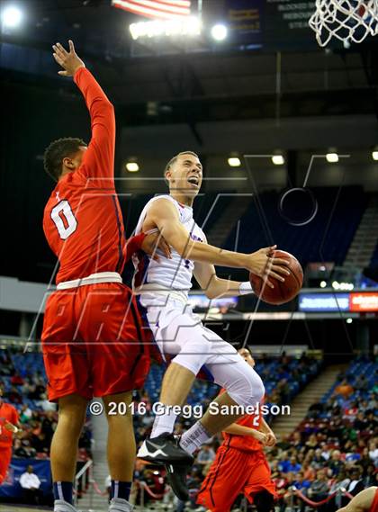 Thumbnail 1 in Folsom vs Modesto Christian (CIF SJS D1 Final) photogallery.