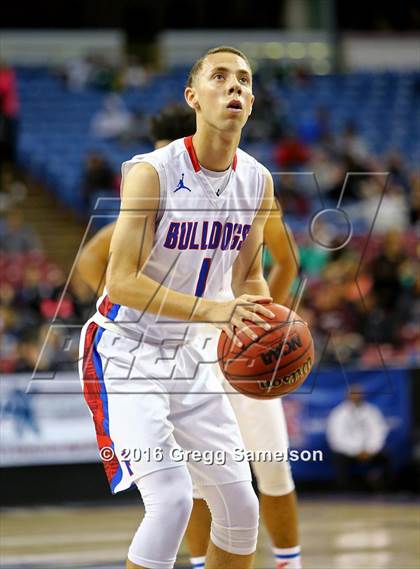 Thumbnail 1 in Folsom vs Modesto Christian (CIF SJS D1 Final) photogallery.