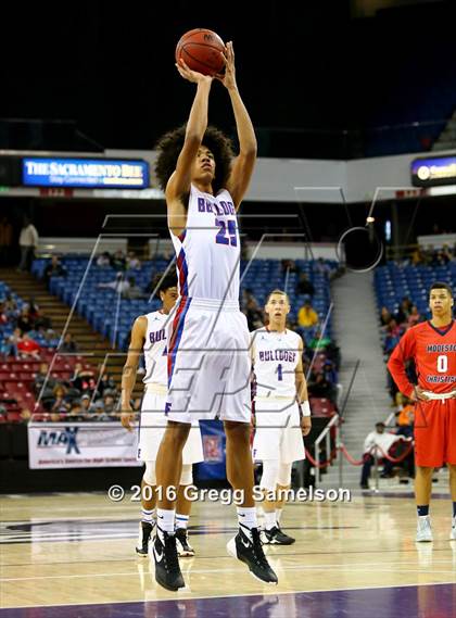 Thumbnail 3 in Folsom vs Modesto Christian (CIF SJS D1 Final) photogallery.