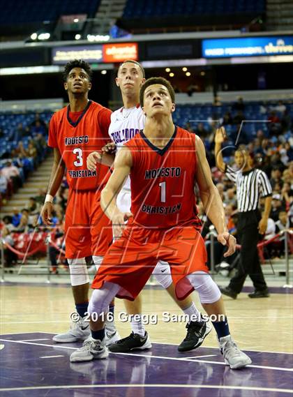 Thumbnail 1 in Folsom vs Modesto Christian (CIF SJS D1 Final) photogallery.