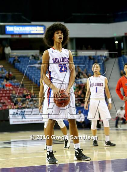 Thumbnail 1 in Folsom vs Modesto Christian (CIF SJS D1 Final) photogallery.