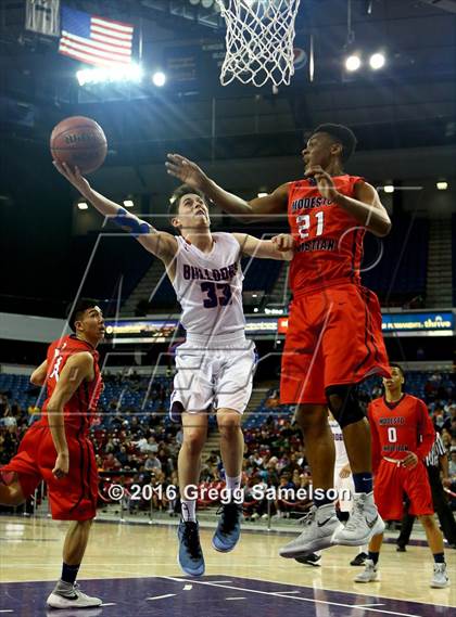 Thumbnail 1 in Folsom vs Modesto Christian (CIF SJS D1 Final) photogallery.