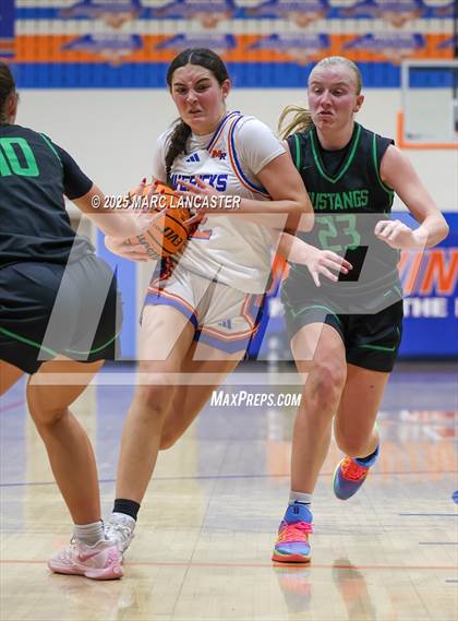 Thumbnail 1 in Myers Park @ Marvin Ridge photogallery.